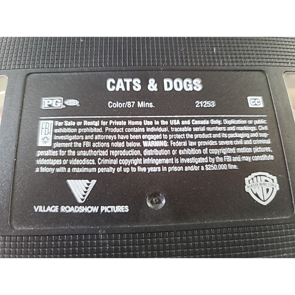 Cats & Dogs VHS Warner Bros. (2001) NO CASE READ - Picture 8 of 10